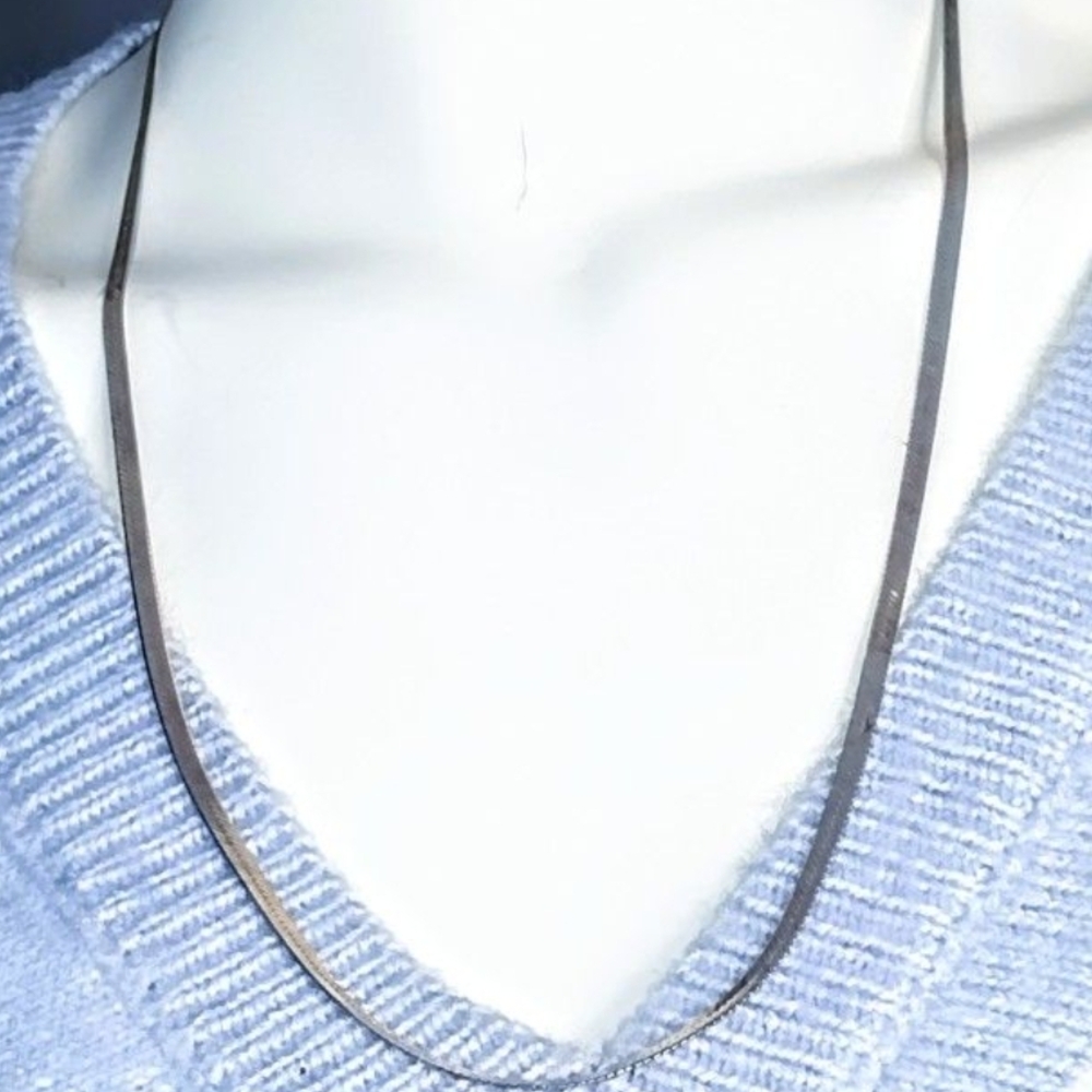 Elegant Sterling Silver 925 Herringbone Necklace - Picture 8 of 8